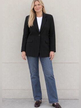 T TAHARI Woman Dark Black Soft Knit Blazer. New withTags.
